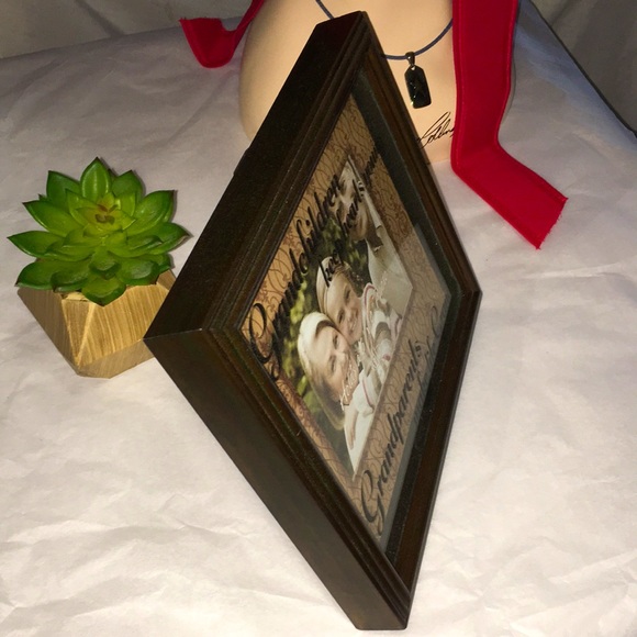 Grandchildren keep hearts young grandparents make life grand 6 x 4 photo frame - Picture 15 of 17